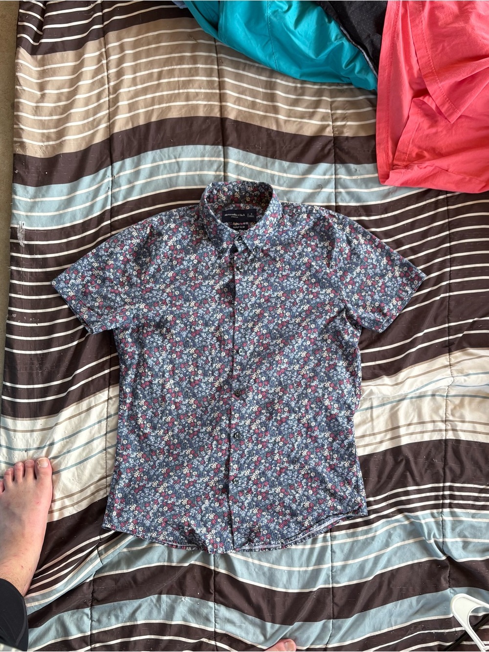 Abercrombie & Fitch Navy Short-Sleeve Floral Button-Down